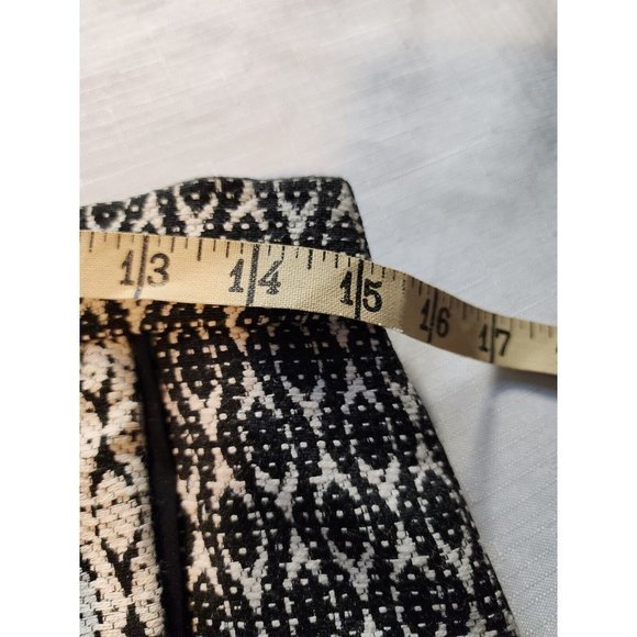 J Crew Women's Textured Block Print Black White Geometric Pattern Size 10 Skirt - Picture 4 of 10